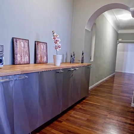 Via Alessandro Volta Sanremo